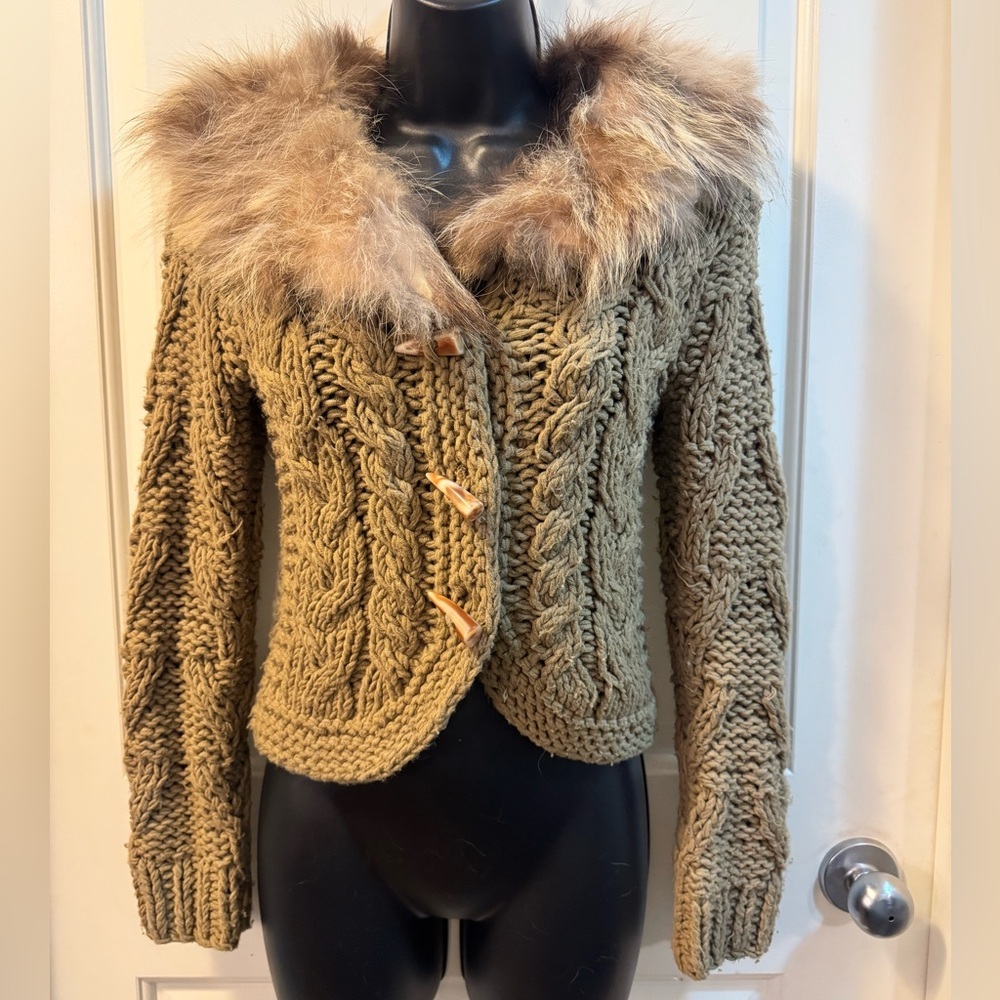 LOVE SEX MONEY Italy Vintage Chunky Cable Knit Cardigan Detachable Fur Collar-XS - Picture 4 of 10